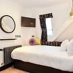 The Lane - Boutique 3*