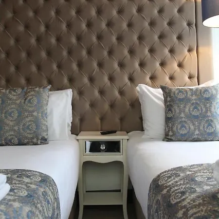 The Lane - Boutique Γκάλγουεϊ