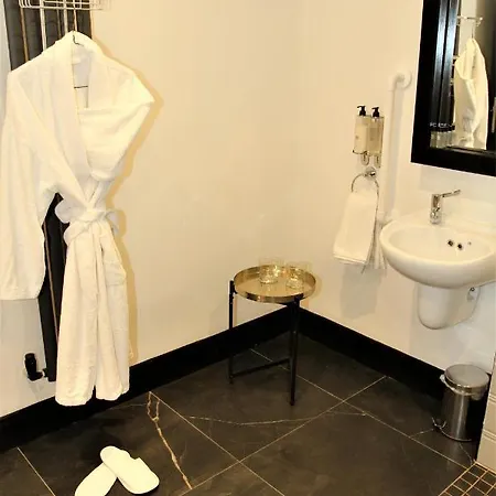 The Lane - Boutique 3* Galway