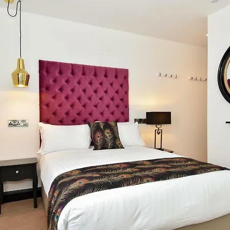 The Lane - Boutique 3*