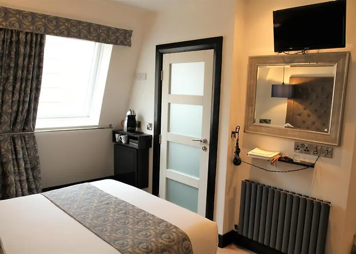 The Lane - Boutique 3*