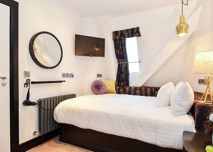 The Lane - Boutique 3*