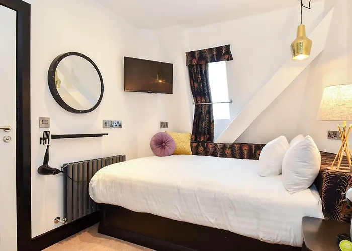 The Lane - Boutique 3*