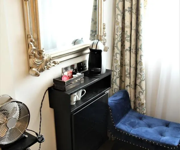 The Lane - Boutique בית הארחה 3*