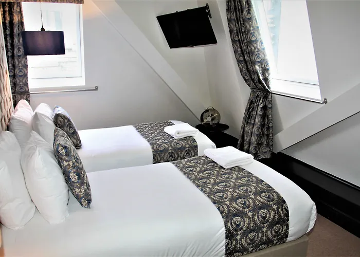 The Lane - Boutique Galway
