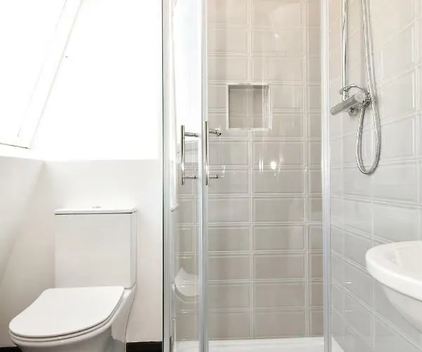 The Lane - Boutique 3*